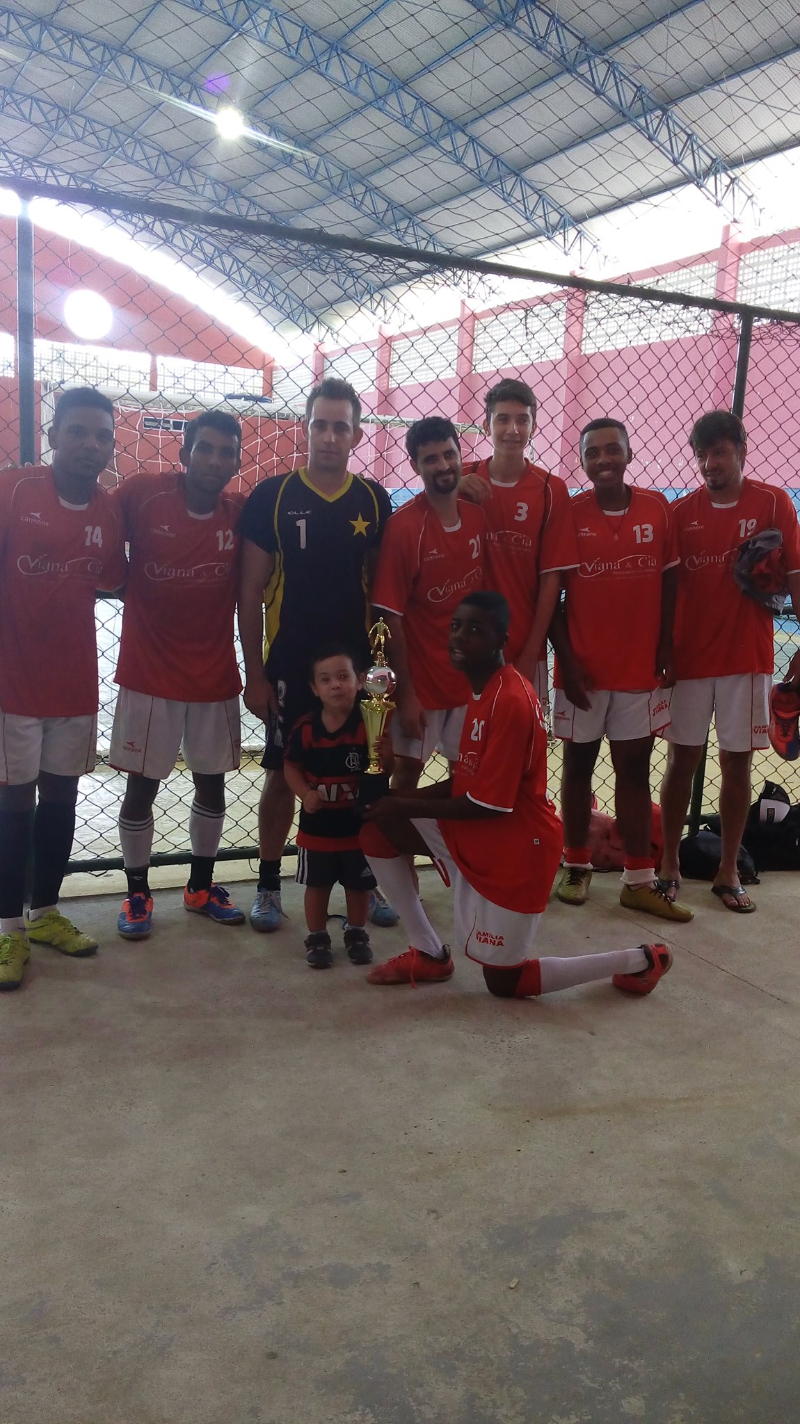 Padaria Viana é campeão do torneio de futebol de salão de verão neste domingo, 24