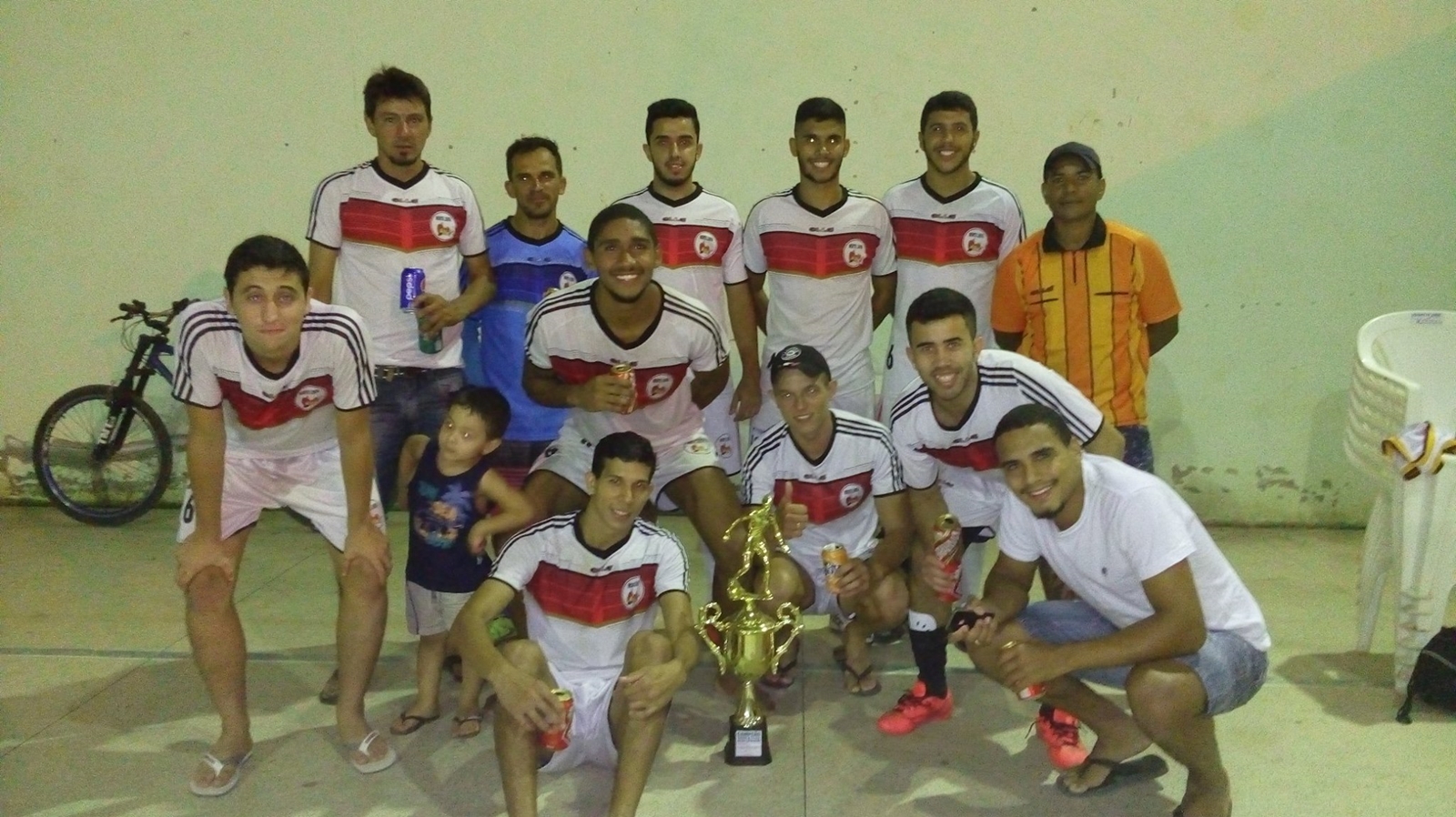 Morte Lenta no masculino e São João no feminino foram os campeões do 1º Torneio de Futebol Soçaite do Campo bom de bola II (Nicolau de Vargas e Silva)