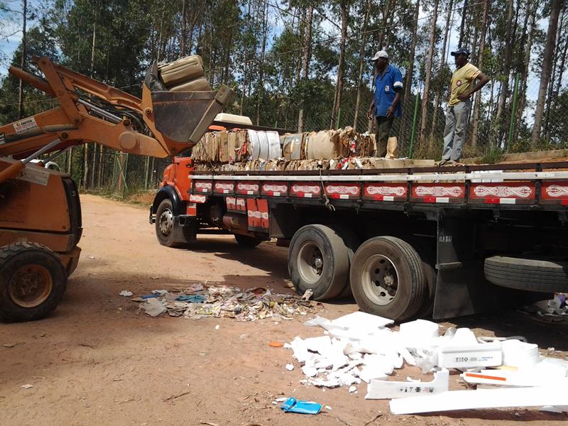 ACRSCC inicia trabalho no município de coleta de resíduos sólidos