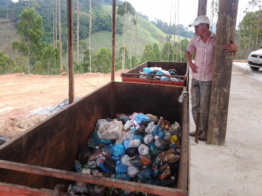 Transbordo dos resíduos sólidos já está funcionando a todo vapor para os serviços de coleta seletiva no município