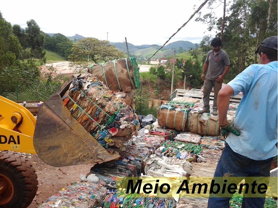 Meio Ambiente: Associação dos Catadores de resíduos sólidos intensifica coleta no município