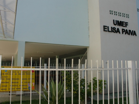 Alunos da UMEF Elisa Paiva receberam certificados nas Olimpíadas de matemática 2011 -  OBMEP